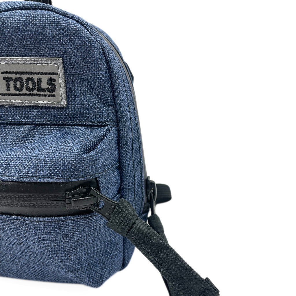 NG Classic Set Jeans Blue in Detail – snowboard binding bag and NG Compact Multitool combo by NG Tools
