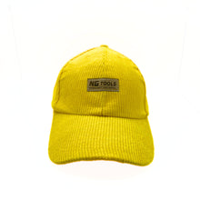 Načítať obrázok do prehliadača galérie, NGtools Dad Corduroy Cap with snowboard accessories – stylish headwear by NG Tools