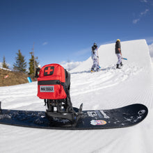 Load image into Gallery viewer, NGtools Snowboard Binding bag with NG Multitool PRO and First Aid Alpin Set by NGtools in Action in Absolut Park 