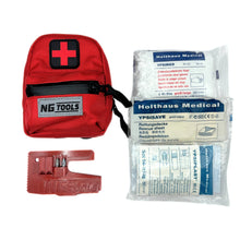 Load image into Gallery viewer, NGtools Snowboard Binding bag with NG Multitool PRO and First Aid Alpin Set by NGtools